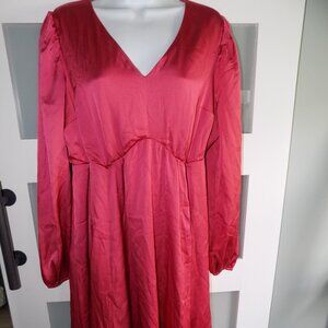 Torrid Mini Bubble Charmeuse Babydoll Dress Holly Berry Size 00 M/L 10 Women's